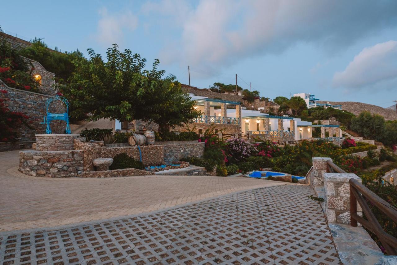 Tholariani Villas 阿莫尔戈斯 外观 照片